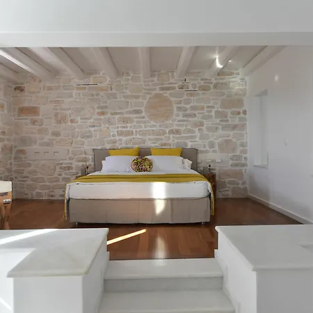 Apartment Aethra Krotiri