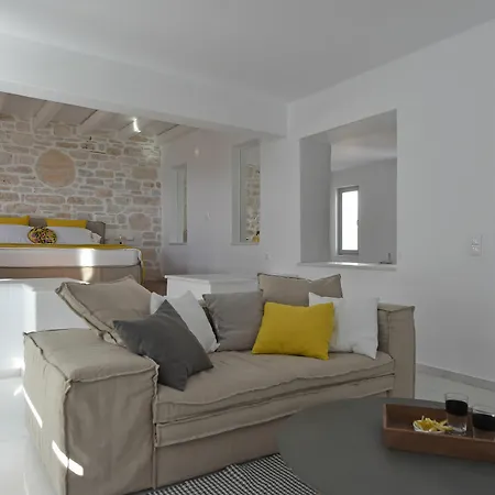 Aethra Apartment