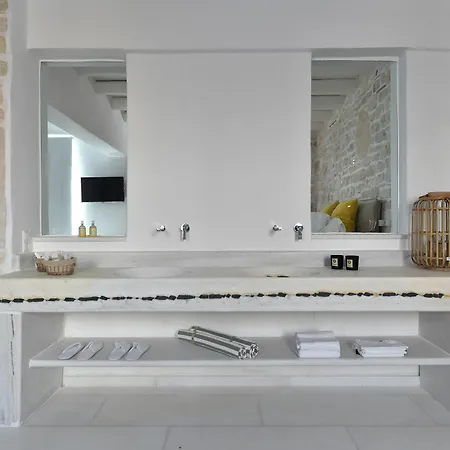 Aethra Apartment *